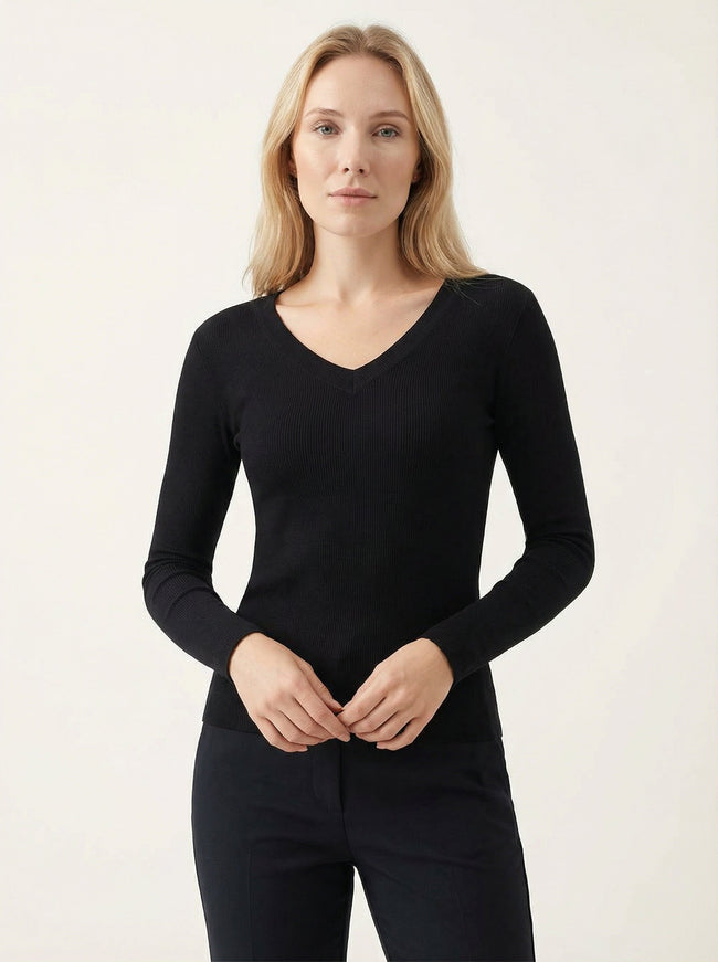 Maglia Nera Donna Slim Fit a Costine con Scollo a V Hover Image