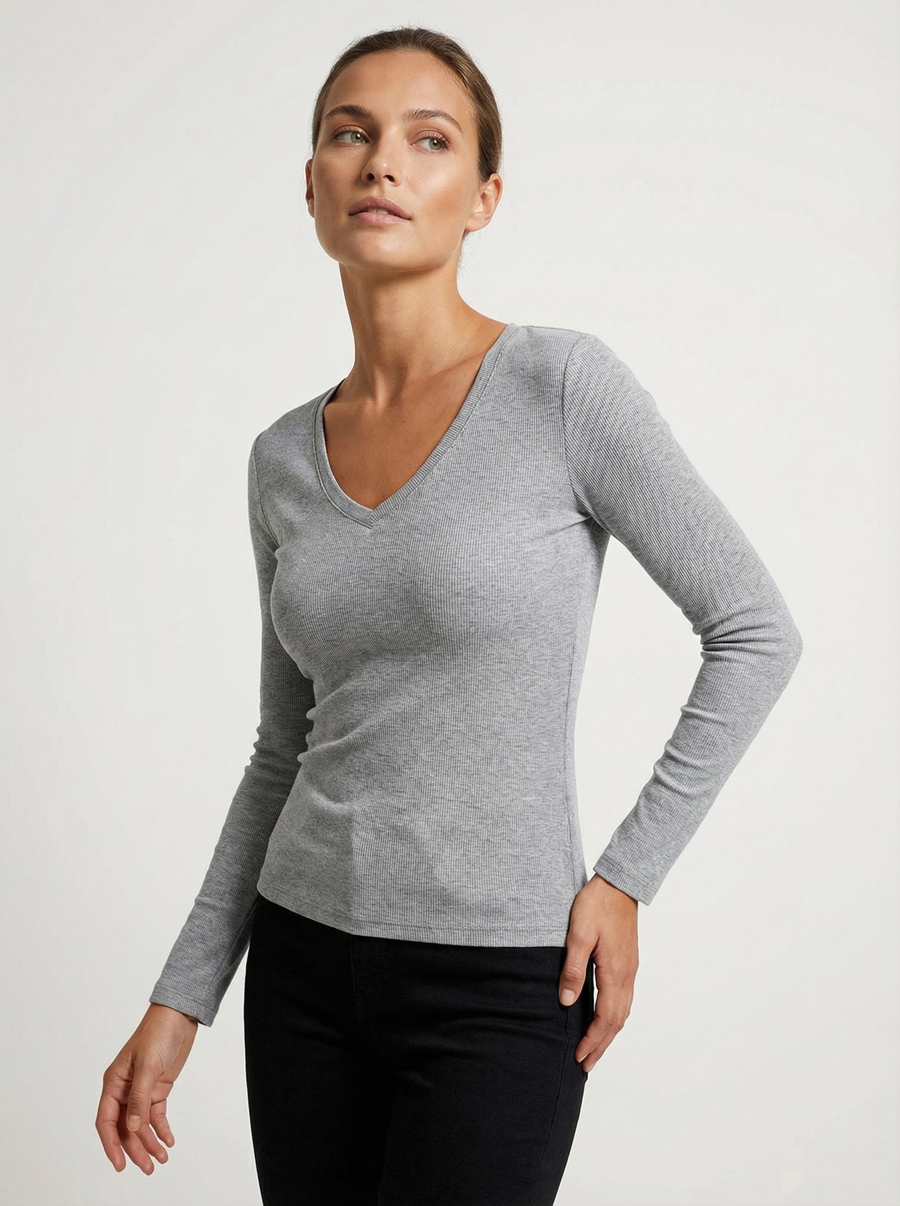 Maglia a coste Grigia slim fit con scollo a V e maniche lunghe