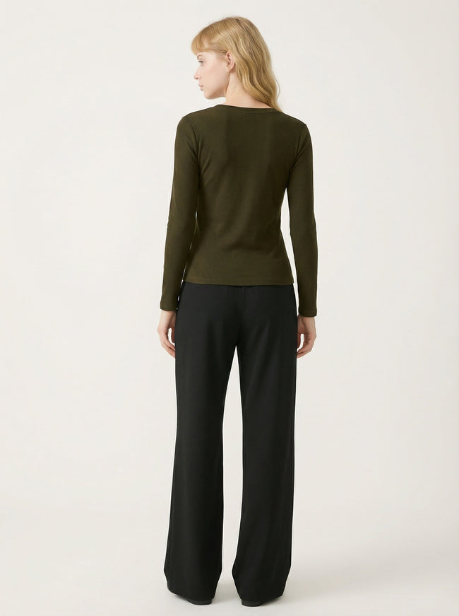 Maglia Slim Fit Donna Maniche Lunghe Scollo a V Verde Militare Hover Image