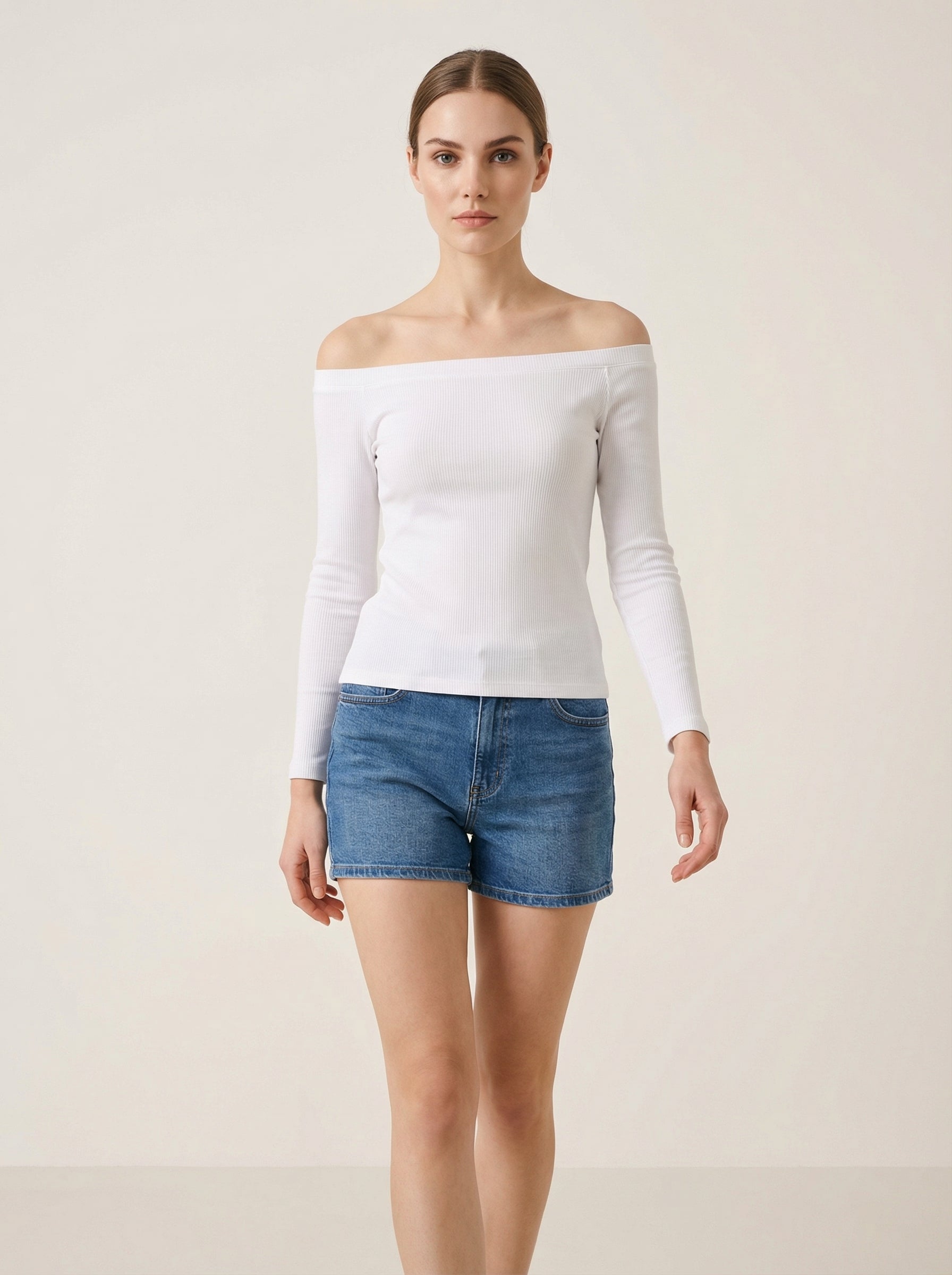 Maglia Donna Off-Shoulder Bianca Maniche Lunghe Slim Fit