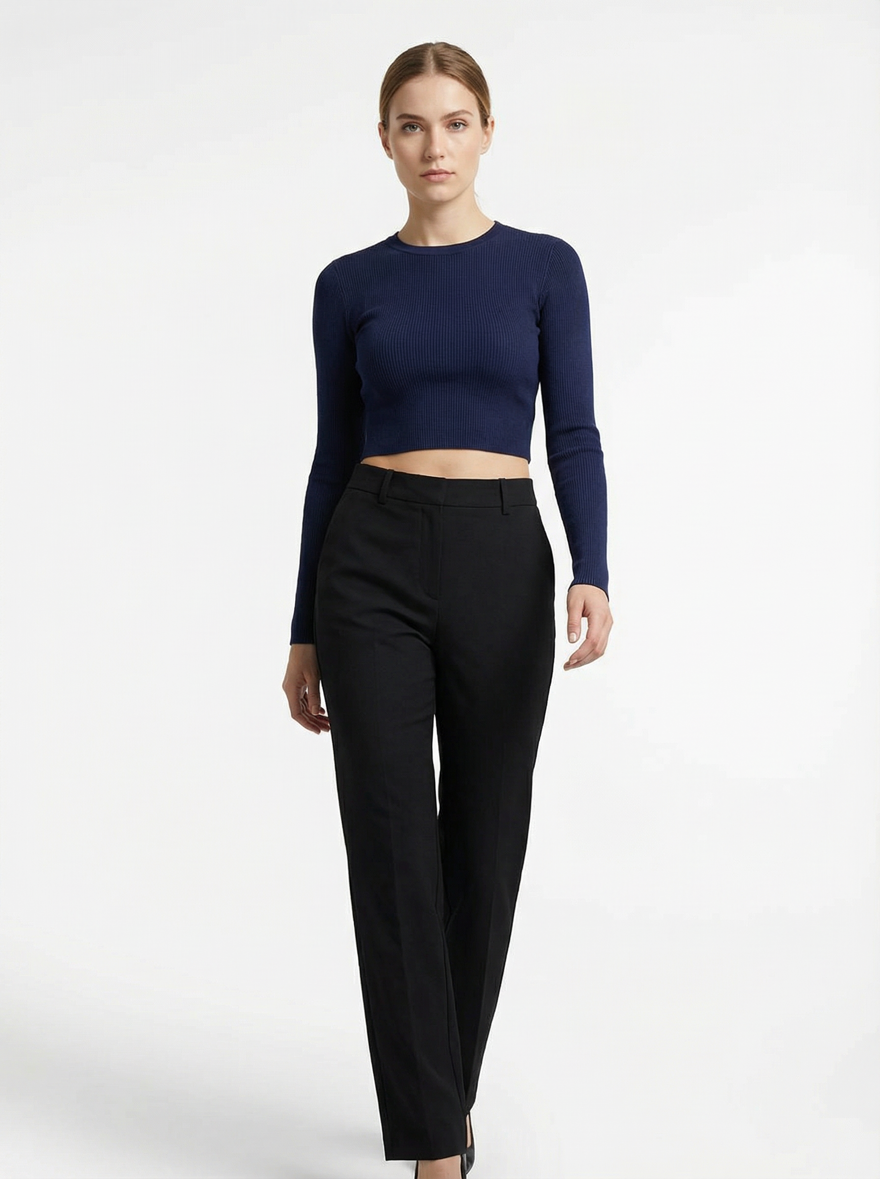 Maglia Crop Top a Maniche Lunghe in Costina Blu Scuro