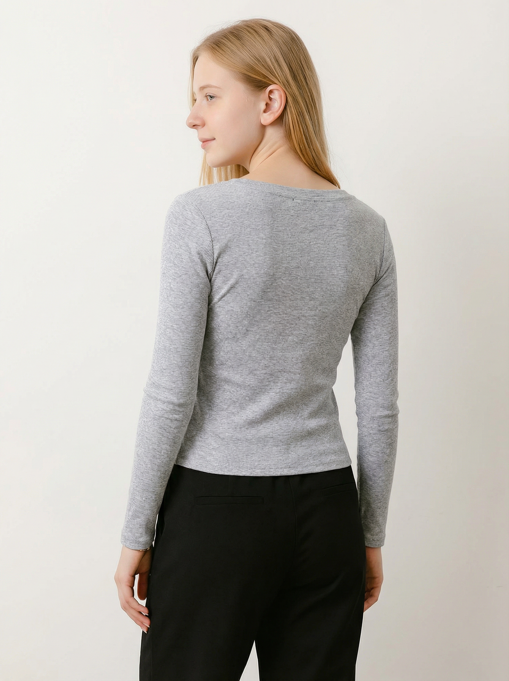 Maglia Basic Donna a Maniche Lunghe con Scollo a U Grigio