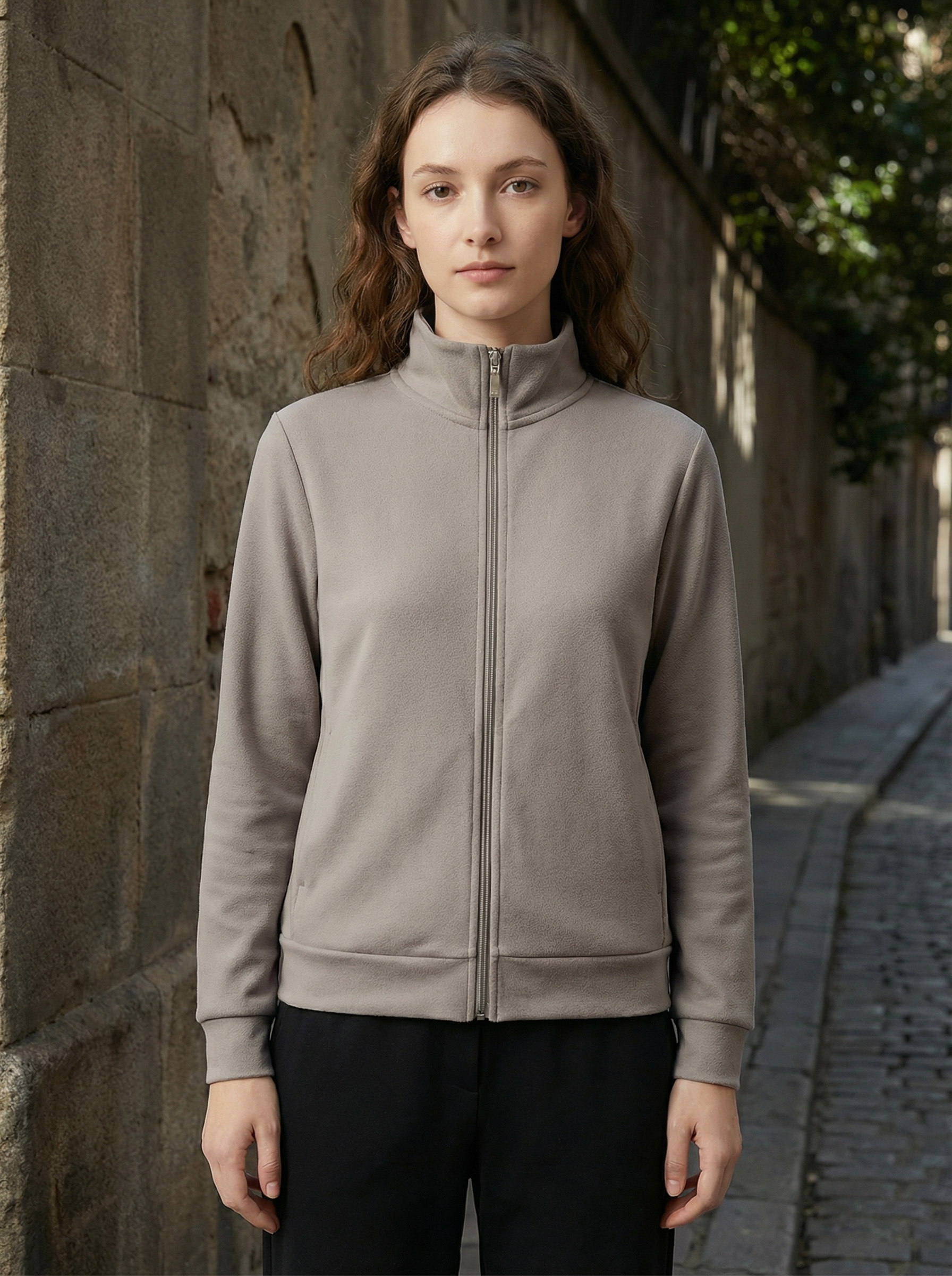 Felpa Giacca Donna Full Zip Collo Alto Morbida e Versatile