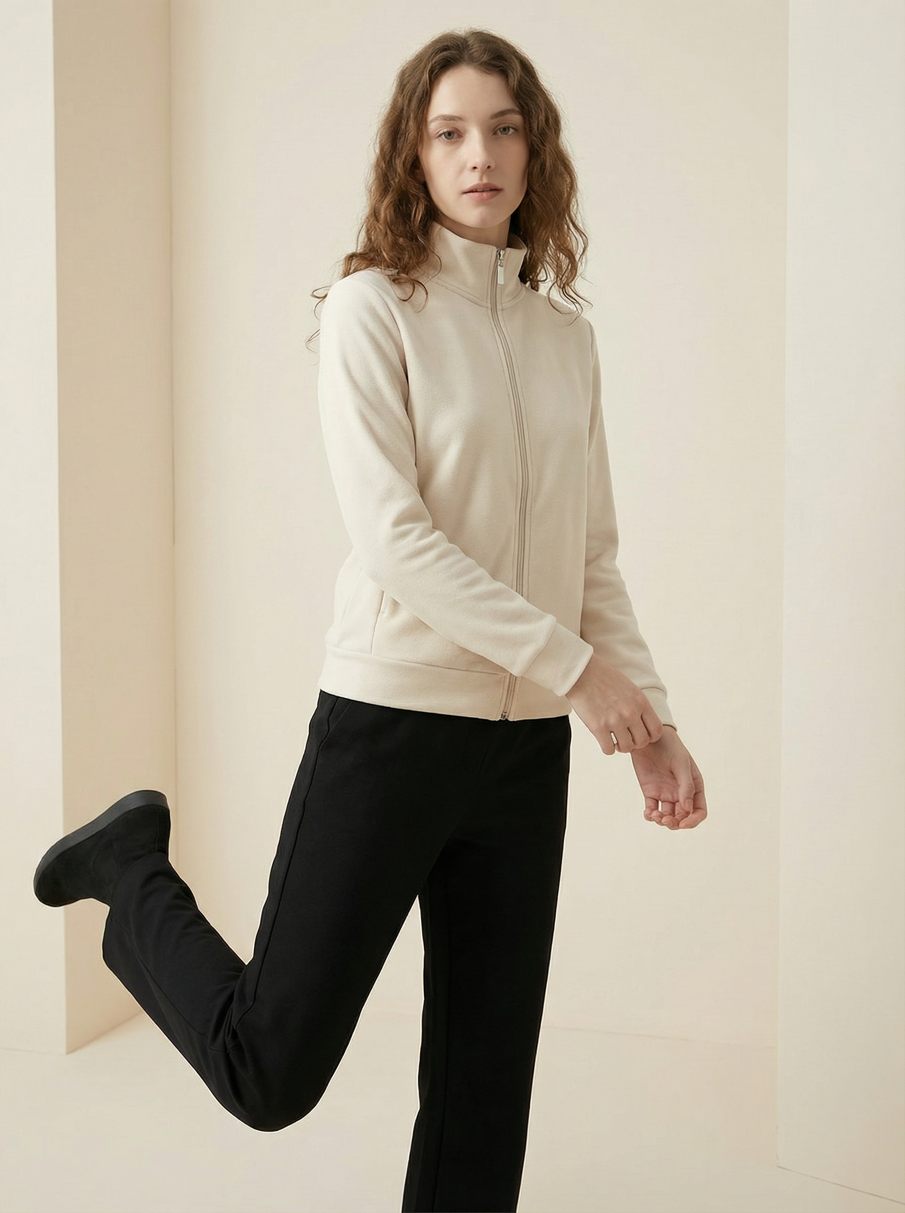 Felpa Giacca Donna Full Zip Collo Alto Morbida e Versatile