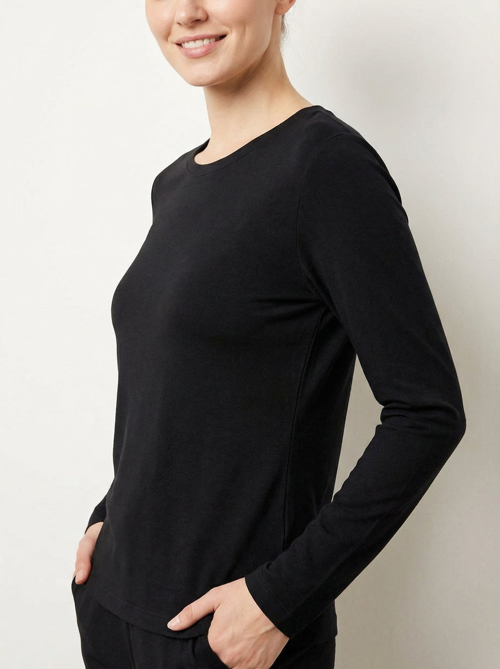 Maglia Termica Donna Girocollo Maniche Lunghe in Tessuto Tecnico