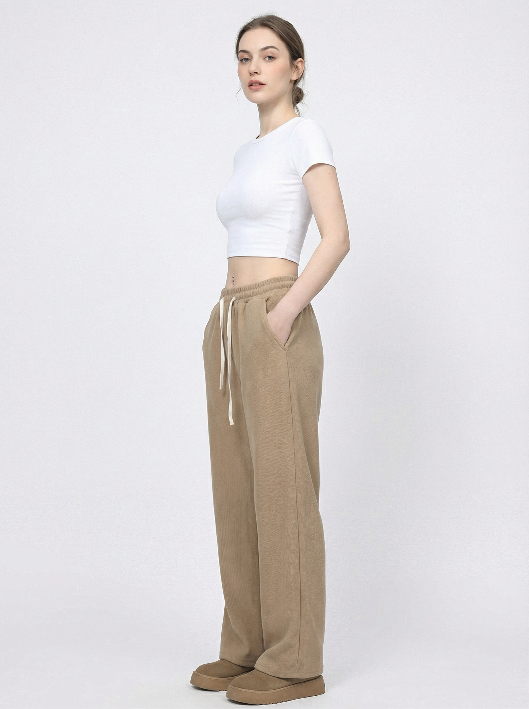 Pantaloni Donna Larghi in Velluto a Coste Morbido con Coulisse