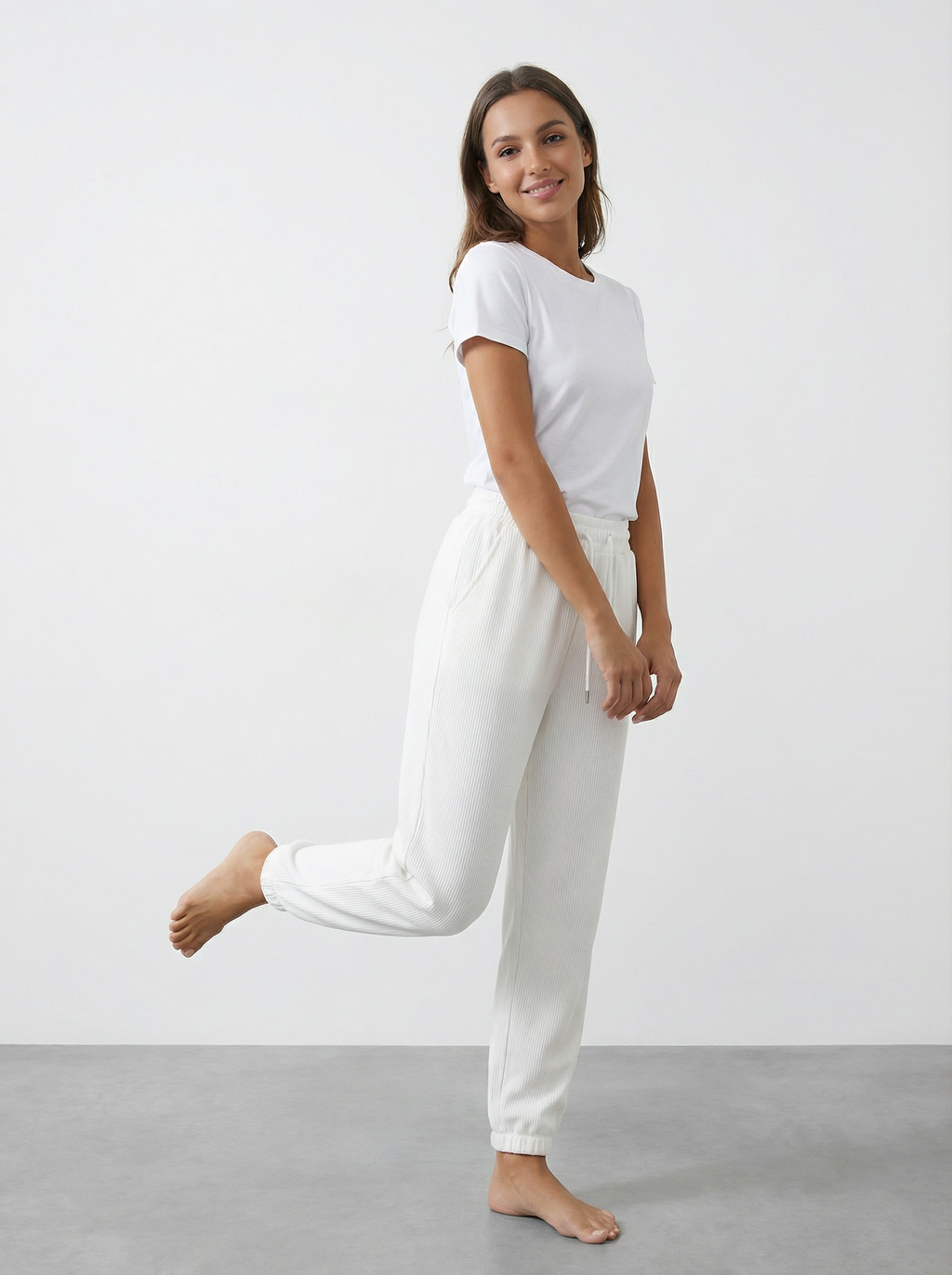 Pantaloni Jogger Donna con Coulisse e Tasche Laterali Morbidi