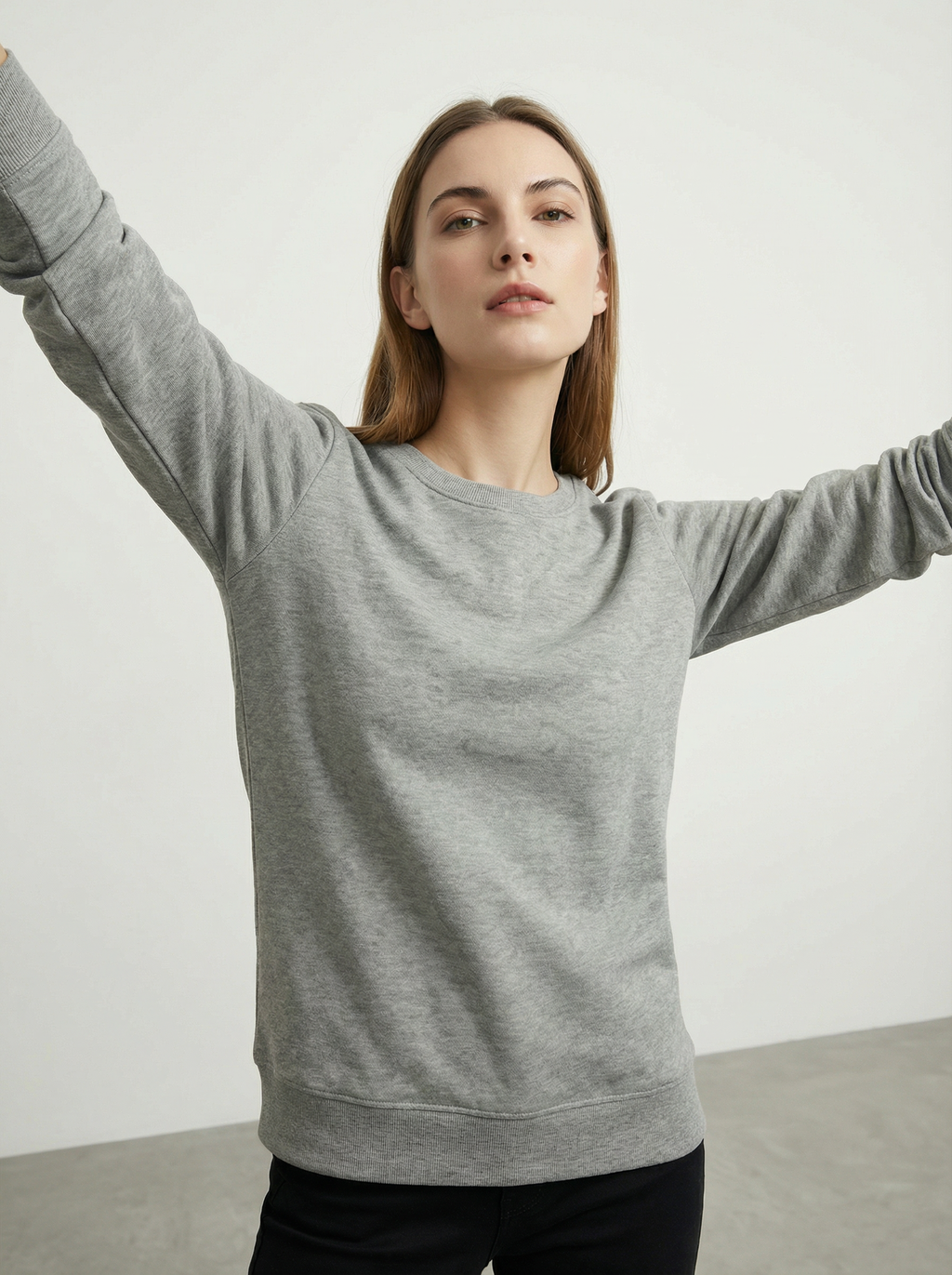 Brassière Sportiva Nera a Costine, Spalline Multiple Incrociate