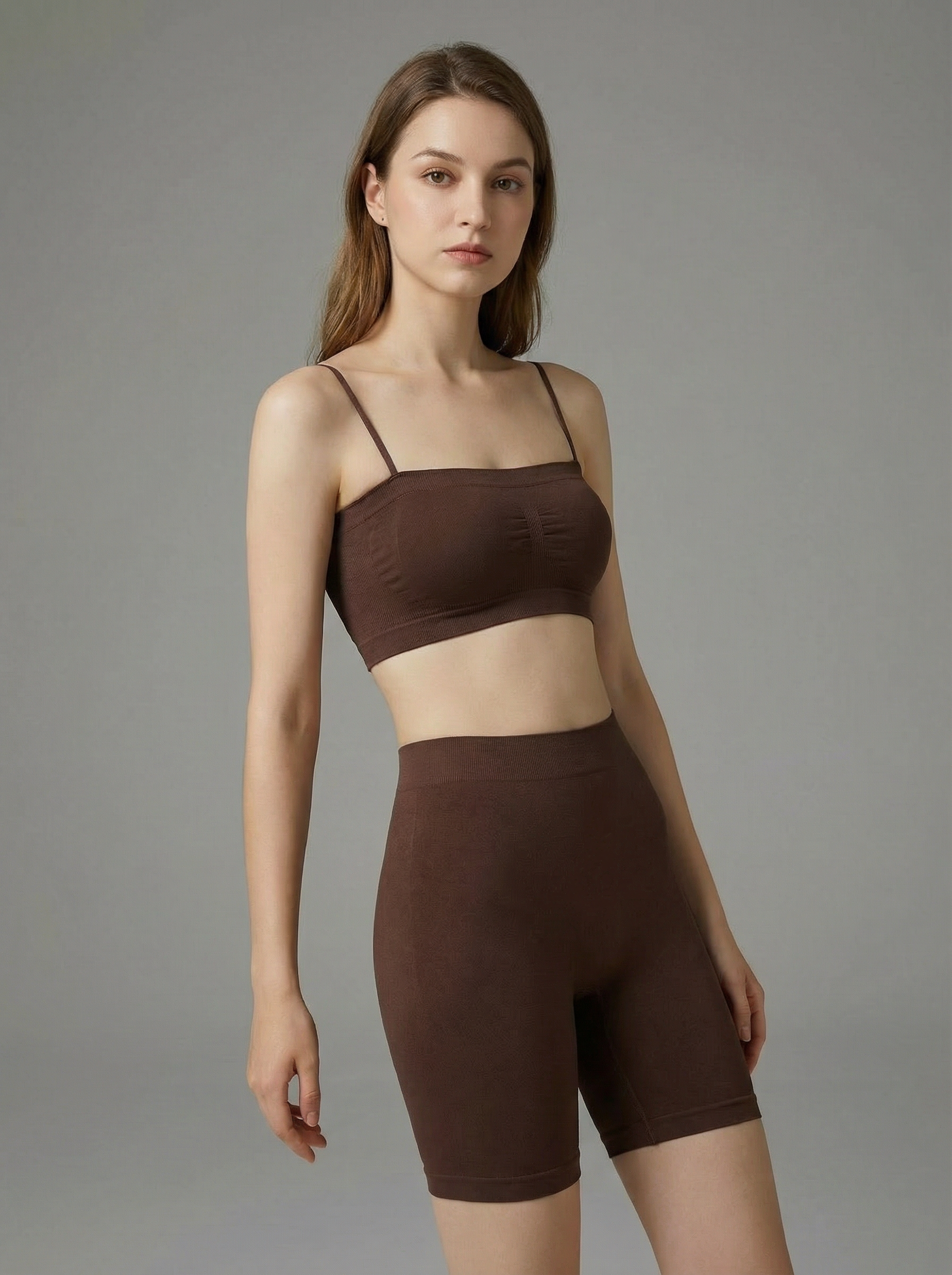 Brassière Sportiva Nera a Costine, Spalline Multiple Incrociate