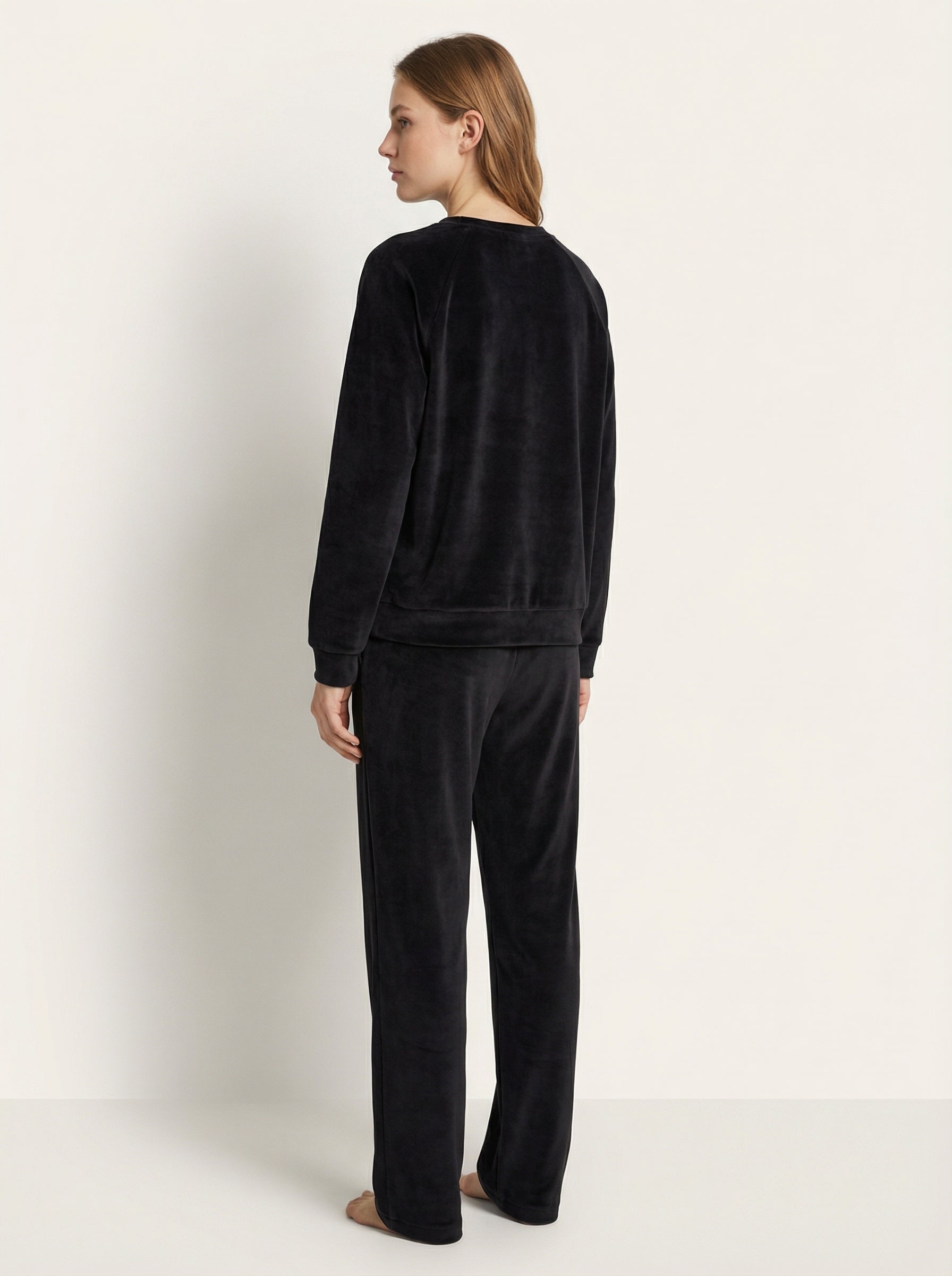 Completo Lounge In Velluto Morbido Donna per Relax e Tempo Libero