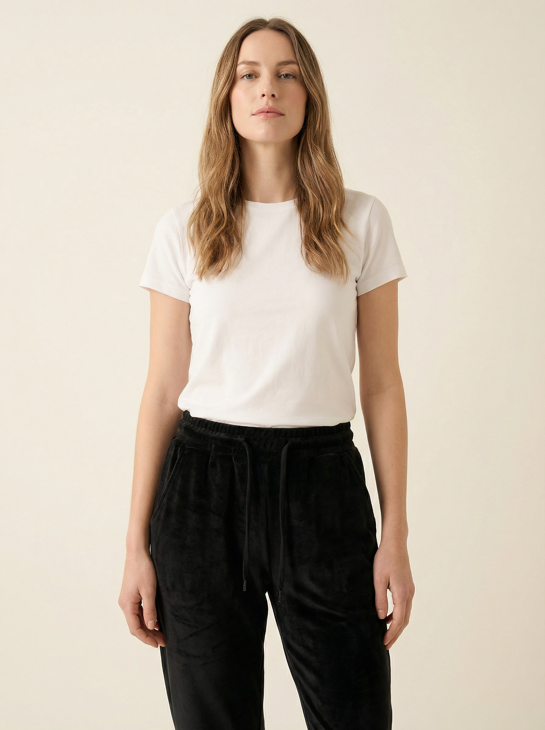 Pantaloni Jogger in Velluto Brillante con Polsini e Coulisse