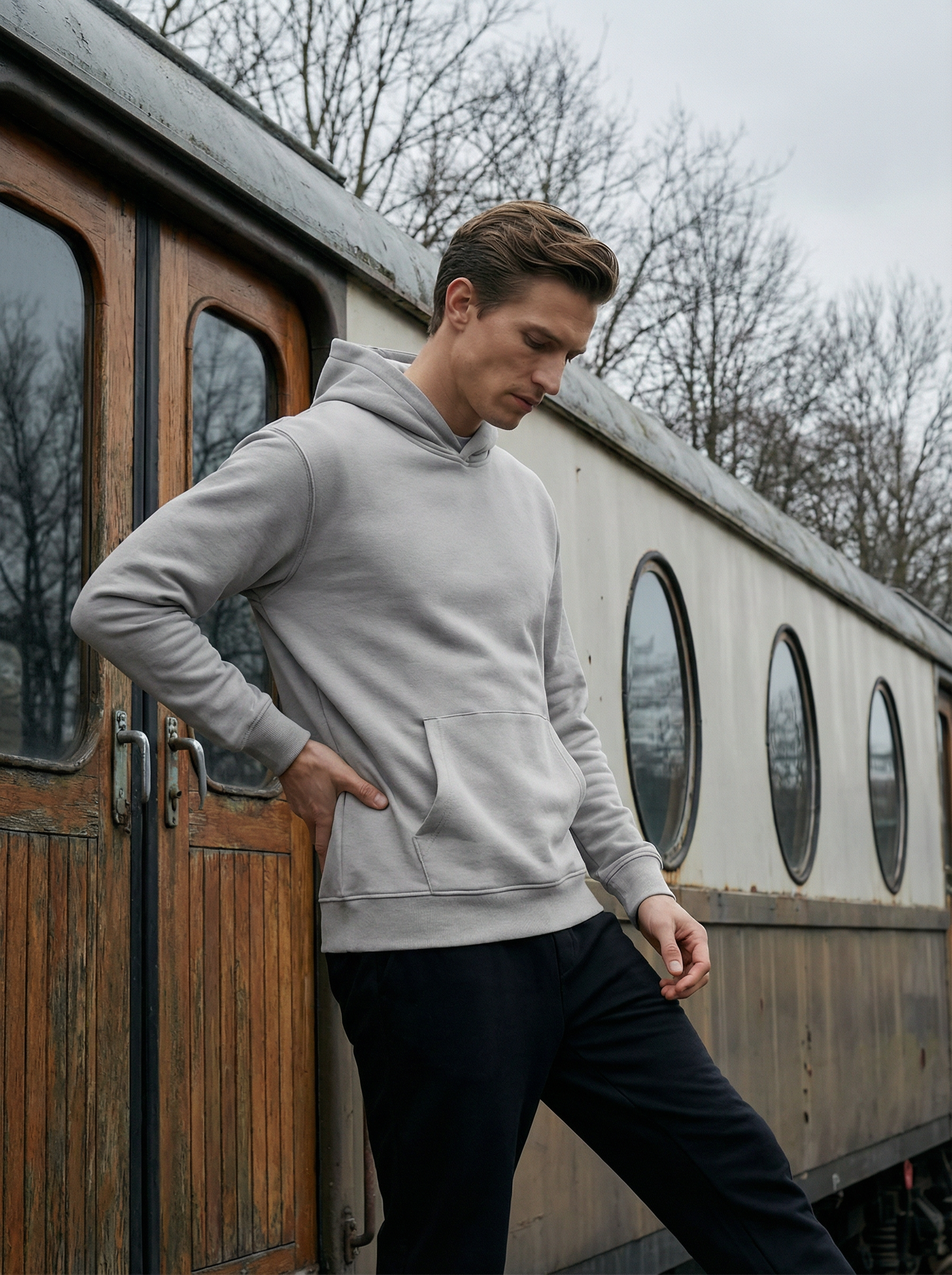 Felpa con Cappuccio Uomo in Tessuto German Velvet | Comfort e Stile