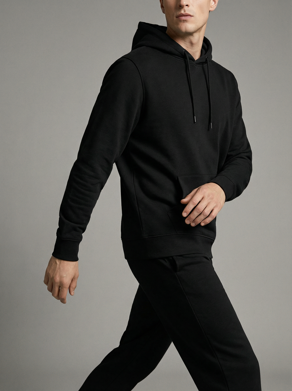 Felpa Nera Uomo con Cappuccio in Pile Morbido e Caldo