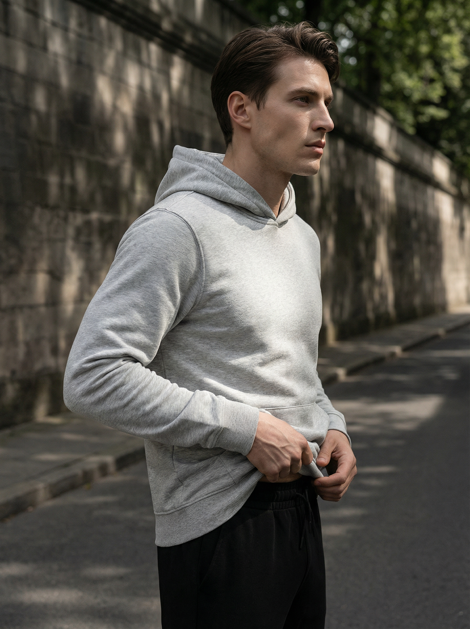 Felpa Nera Uomo con Cappuccio in Pile Morbido e Caldo