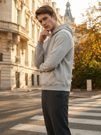 Felpa Uomo con Cappuccio e Zip Nera in Morbido Pile