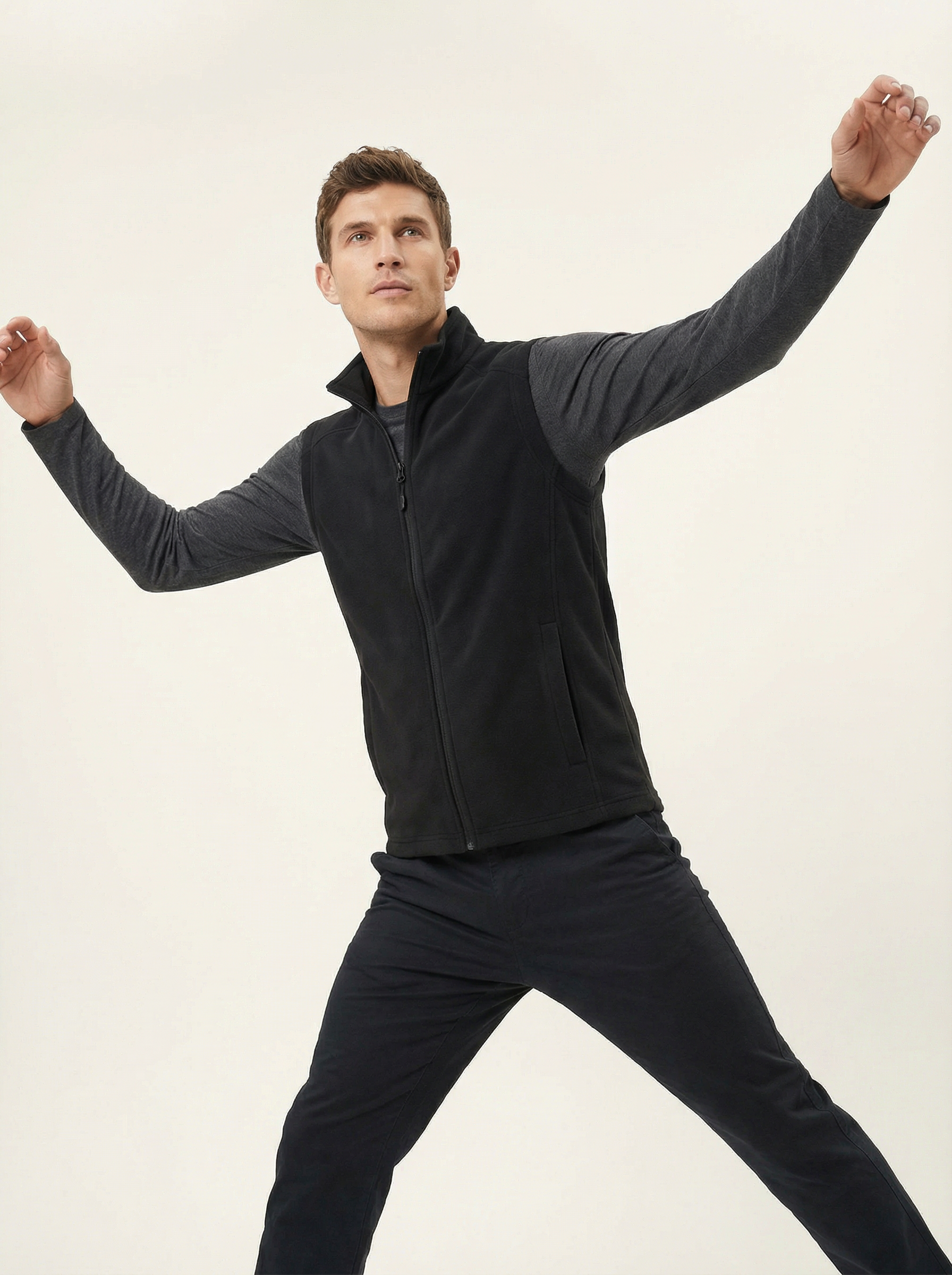 Gilet da Uomo Nero con Collo Alto e Zip Frontale