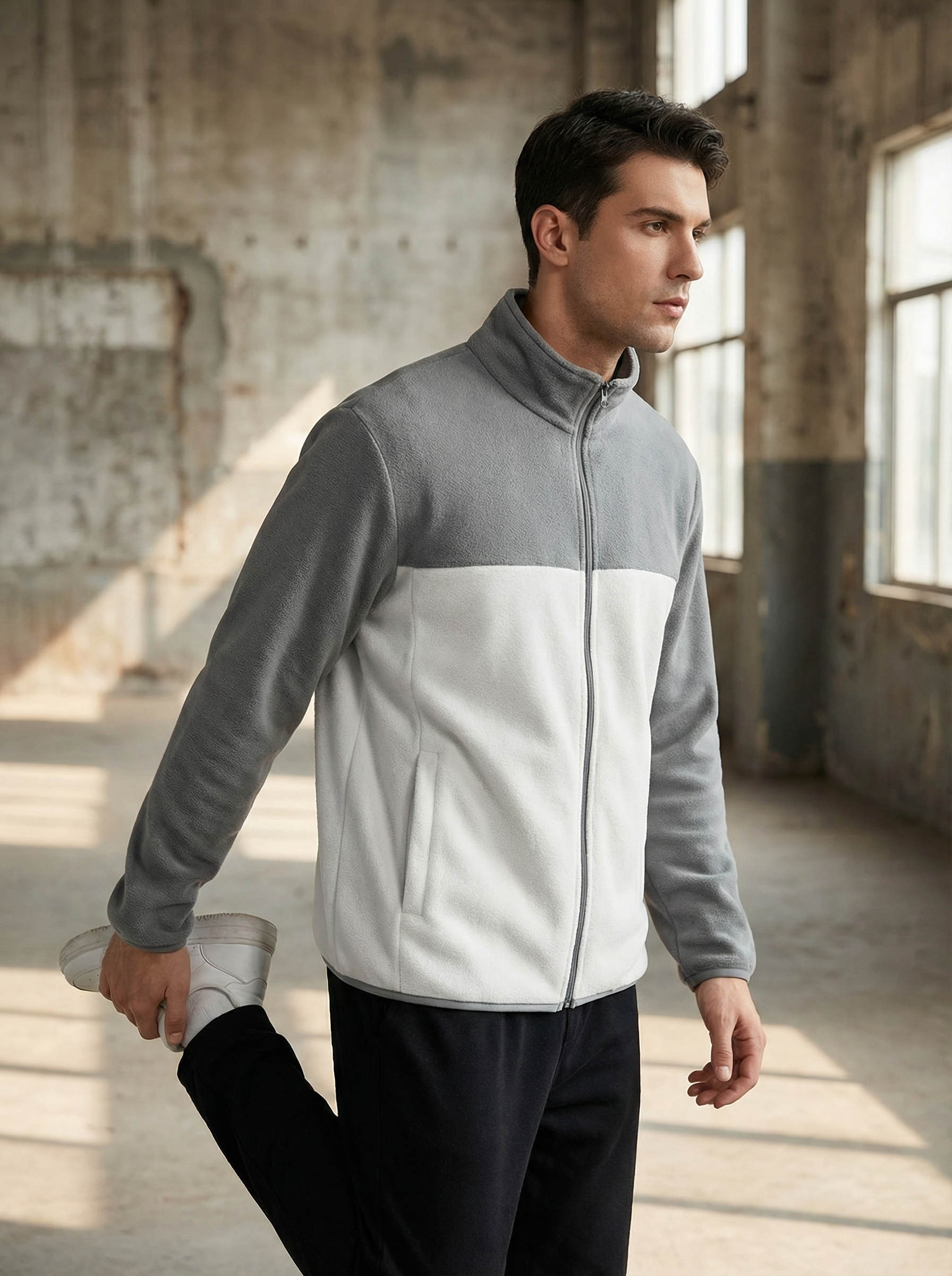 Giacca Uomo in Pile Bicolore con Collo Alto e Cerniera