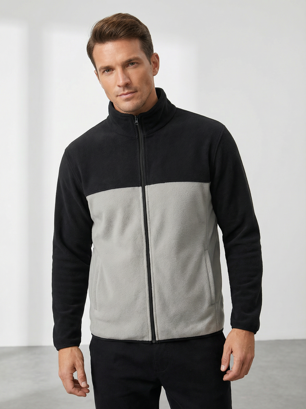 Giacca Uomo in Pile Bicolore con Collo Alto e Cerniera